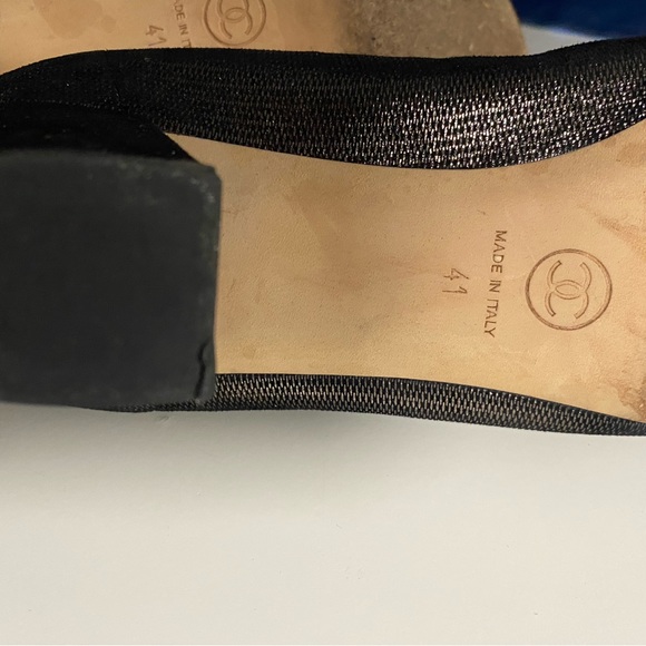 Chanel Heels Classic Black w/ gold flex size 41 or 10 US 11 US excellent authent - Picture 10 of 12